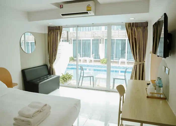 Full Stop Pool Don Mueang Отель